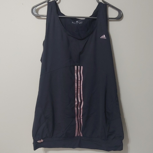 Adidas tank - Picture 1 of 8